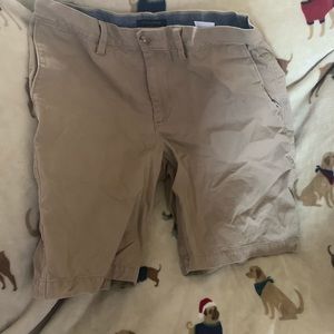 Banana republic Emerson khaki shorts 33